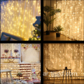 مصابيح Icicle LED المزخرفة